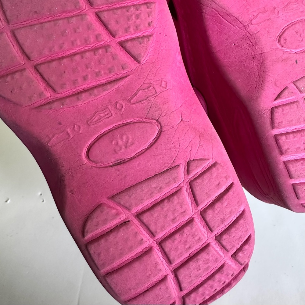 Clog Rubber Sandals - Picture 3 of 6